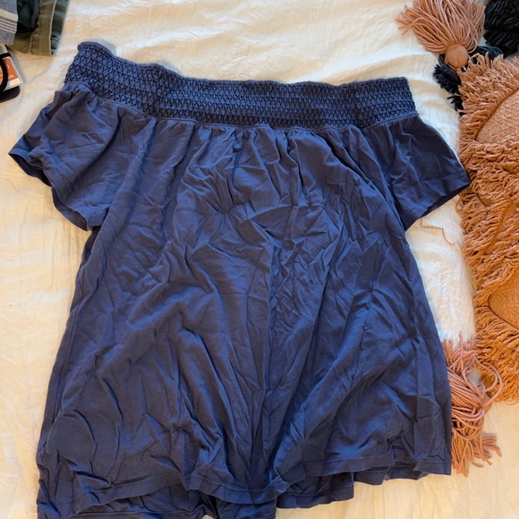 Off the Shoulder Top - Picture 5 of 7